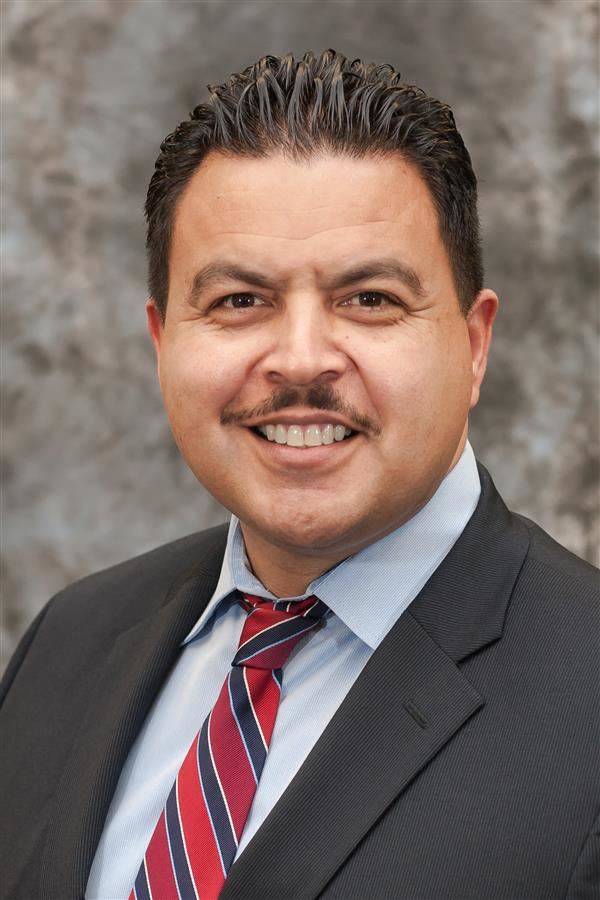Dr. Flores Dr. Flores